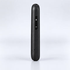 Zijkant van de SyncGear Senioren GSM 4G met de volumeknoppen