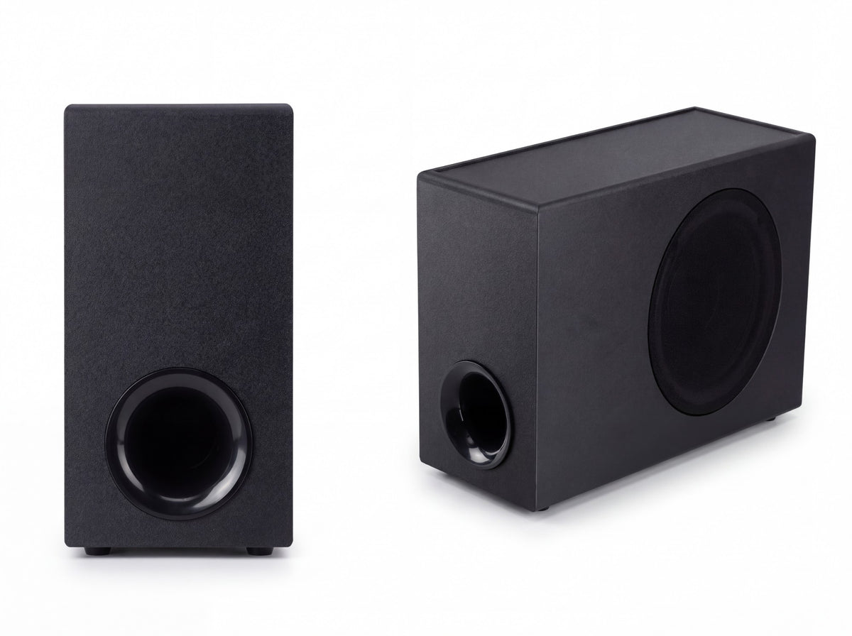 De 9-inch subwoofer naast een tv-meubel